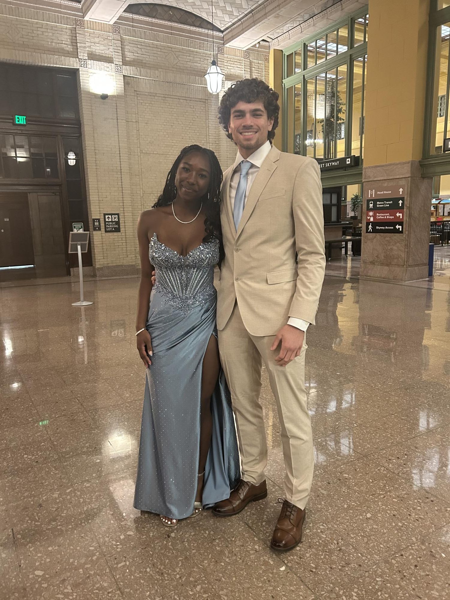 RAHS Student Get Fancy For Viva Las Vegas